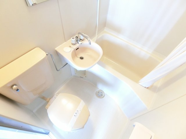 ViVi本町の浴室