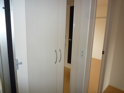 【玄関】 | カーサ・ドゥ・ソレイユ | ※反転タイプ