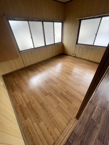 西野貸家