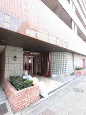 【エントランス】 | エルズ阪東橋公園 | 市営地下鉄ブルーライン「阪東橋」駅徒歩4分の好立地。
毎朝の通勤にゆとりが生まれます。