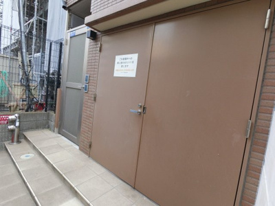 【その他共用部分】 | ミオカステーロ新横浜 | 敷地内ゴミ置場。