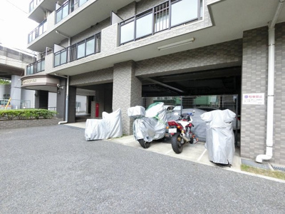 【その他共用部分】 | ダイアパレスセンタースクエア川崎 | バイク置場