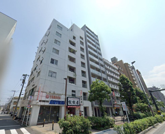 【外観】 | 南西角部屋につき陽当り・通風良好です。
全居室に収納がありお部屋を広く使えます。