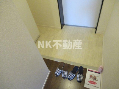 【玄関】 | ハイクレール（俊徳道賃貸） | 明るい玄関です