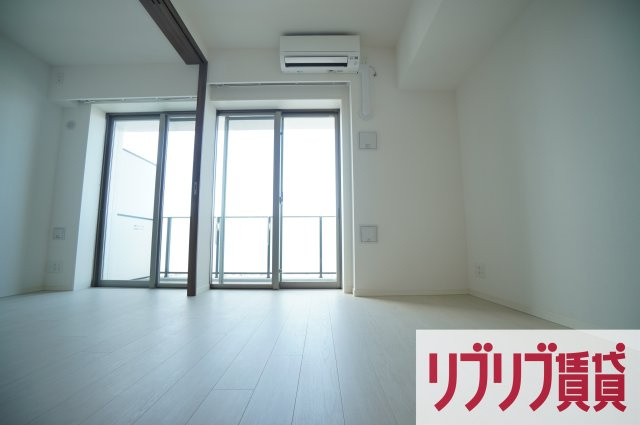 新日本EXビルの居間・リビング