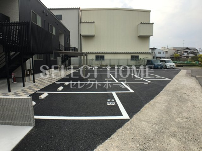 【駐車場】 | ピースヒル | 駐車場です