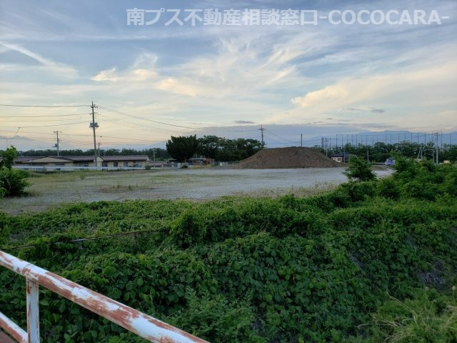 上宮地オリンピアⅠ期10区画分譲地　区画⑧の外観|河川の四季を感じる景観です。
川のせせらぎを感じるマイホーム＾＾