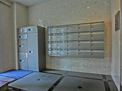 【エントランス】 | ラベール横濱 | ラベール横濱 宅配ＢＯＸ