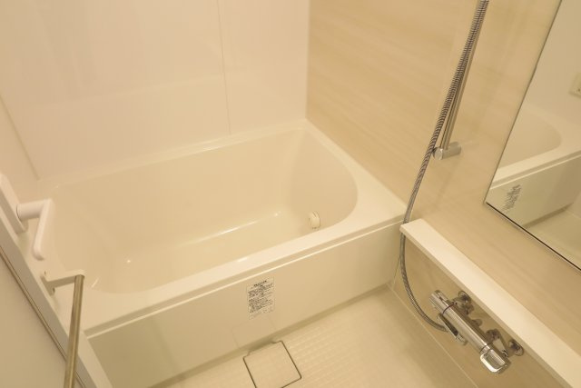 クリプトメリア日本橋の浴室