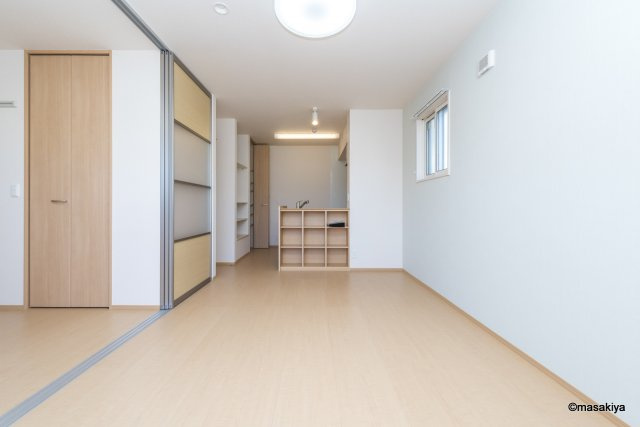 セジュール中越の居間・リビング