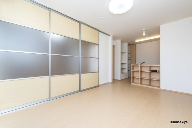 セジュール中越の居間・リビング