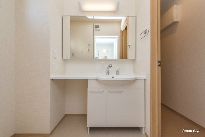 セジュール中越の洗面所