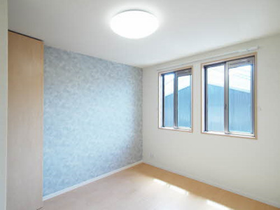 【洋室】 | ＳｈａＭａｉｓｏｎ屋敷山 | 広々とした洋室です