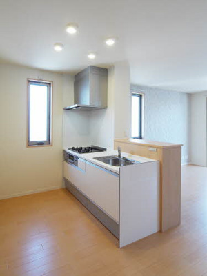 【居間・リビング】 | ＳｈａＭａｉｓｏｎ屋敷山 | 使いやすいリビングです