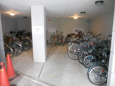 La・KIYAMIYASSO（ラ・キヤミヤッソ）の駐車場|駐輪場