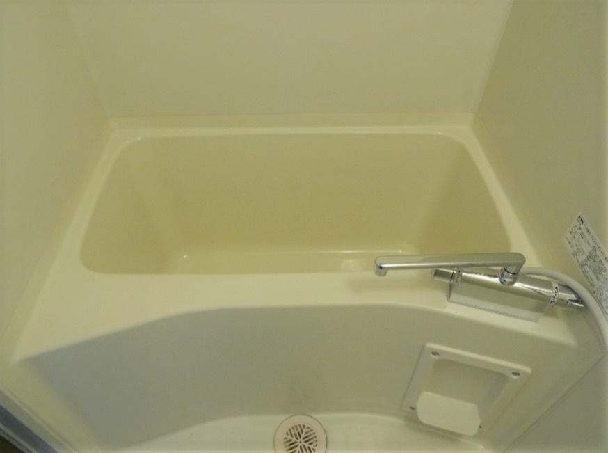 コンフォールHIの浴室|コンパクトで使いやすいお風呂です