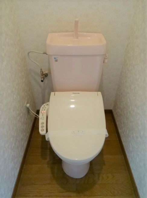 コンフォールHIのトイレ|シンプルで使いやすいトイレです