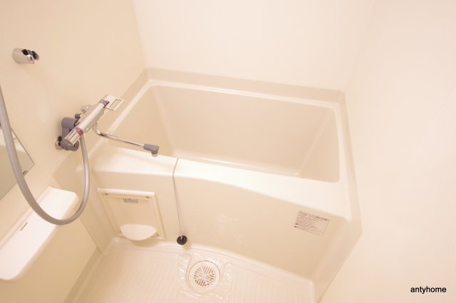 プレサンス天神橋スカイル　仲介手数料無料の浴室