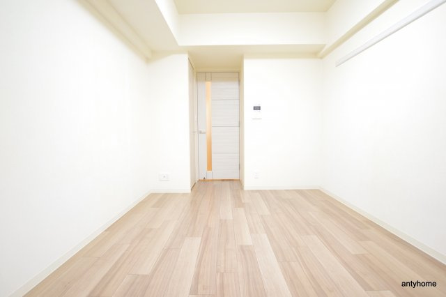 プレサンス天神橋スカイル　仲介手数料無料の洋室