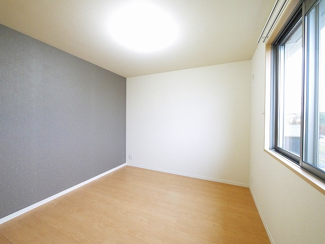 シャーメゾン石見の洋室|ゆったりした洋室です