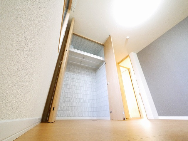 シャーメゾン石見の収納|専用の収納スペースです