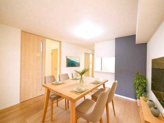 シャーメゾン石見の居間・リビング|使いやすいリビングです