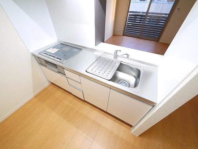 シャーメゾン石見のキッチン|キッチンでお料理をお楽しみください