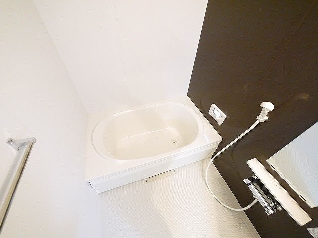 シャーメゾン石見の浴室|日々の疲れを癒すお風呂付です