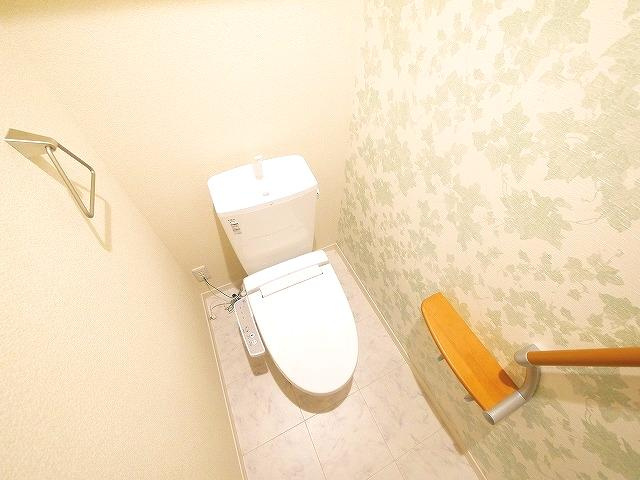 シャーメゾン石見のトイレ|シンプルで使いやすいトイレです