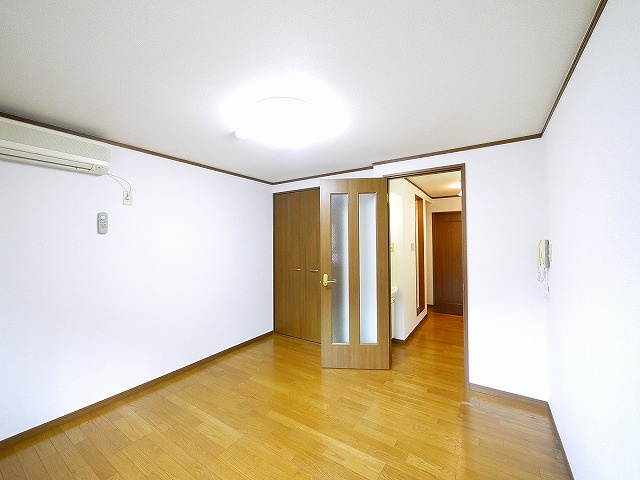 メゾンレイ天理の寝室|寝室にいかがでしょうか