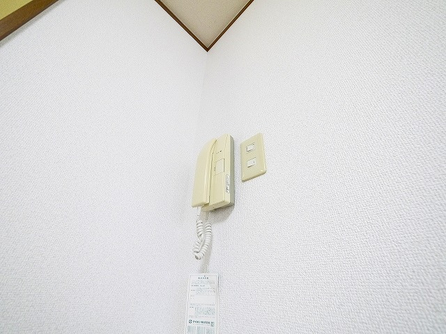 メゾンレイ天理のセキュリティ|インターホン