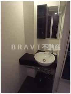 SERENiTE本町エコート（セレニテ本町エコート）　BRAVI不動産の独立洗面台|【SERENiTE本町エコート】独立洗面台です