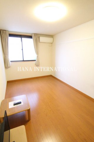 レオパレスヴィクトワールの寝室