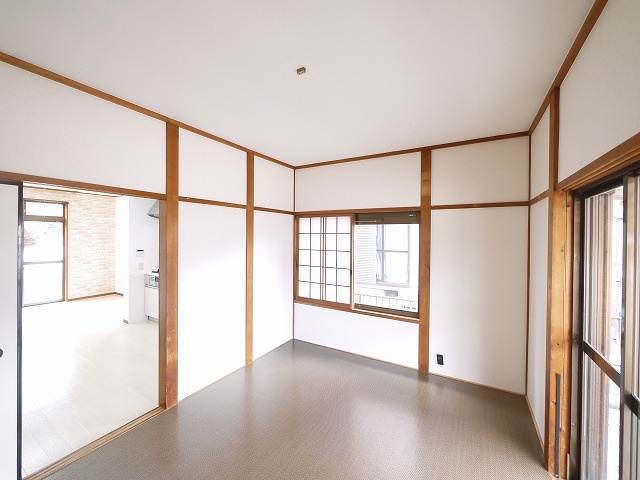 大和郡山市九条町877‐13貸家の洋室|きれいな洋室です