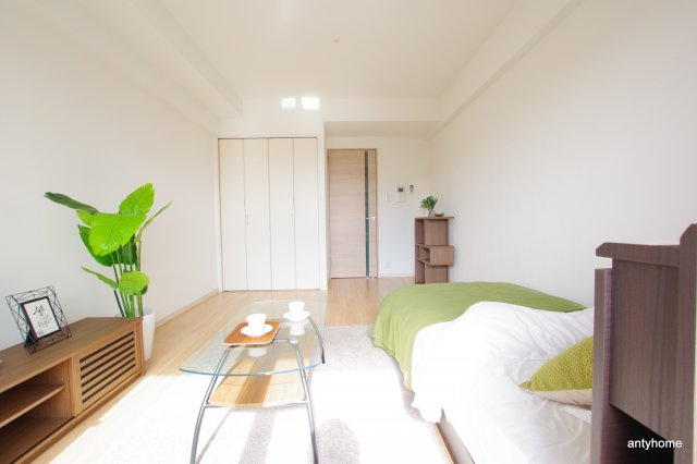 スプランディッド新大阪3　仲介手数料無料の洋室