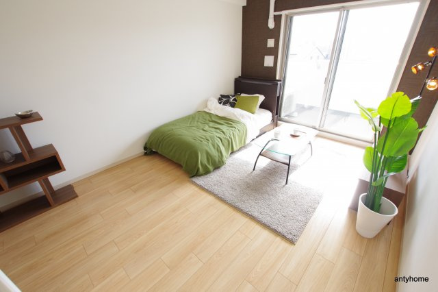 スプランディッド新大阪3　仲介手数料無料の洋室