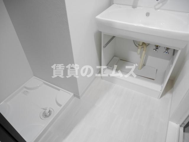 【洗面所】 | マ　クレール | マ　クレールの洗面所