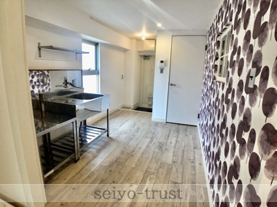 【ロビー】 | 第7アイエスビルヂング