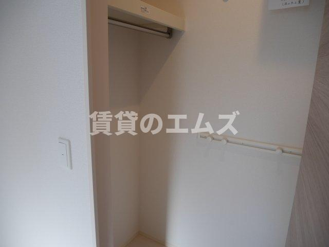 【収納】 | Ｄ－ｒｏｏｍ博多駅南　弐番館 | Ｄ－ｒｏｏｍ博多駅南　弐番館のウォークインクローゼット
