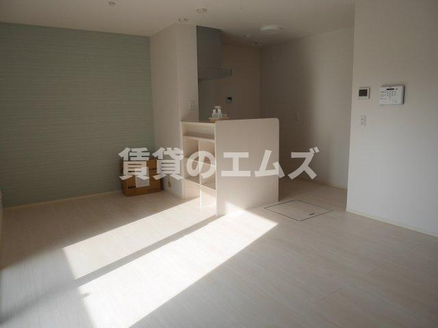 【居間・リビング】 | Ｄ－ｒｏｏｍ博多駅南　弐番館 | Ｄ－ｒｏｏｍ博多駅南　弐番館のリビング