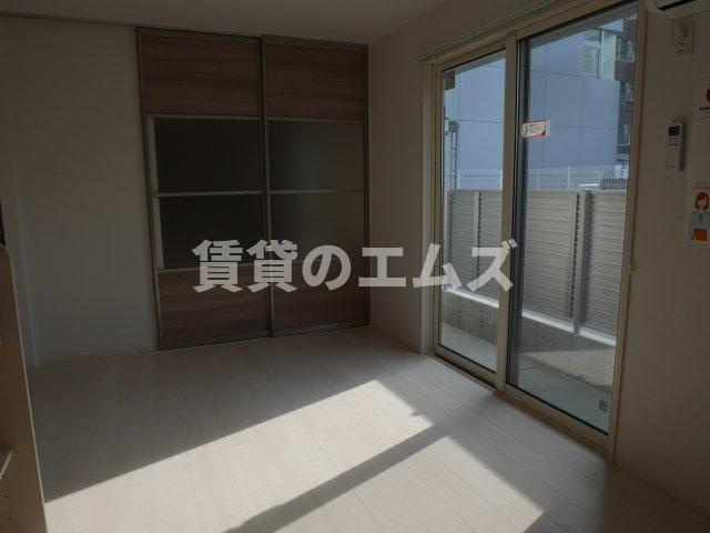 【居間・リビング】 | Ｄ－ｒｏｏｍ博多駅南　弐番館 | Ｄ－ｒｏｏｍ博多駅南　弐番館のリビング