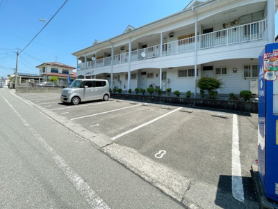 【駐車場】 | ジュエールエス