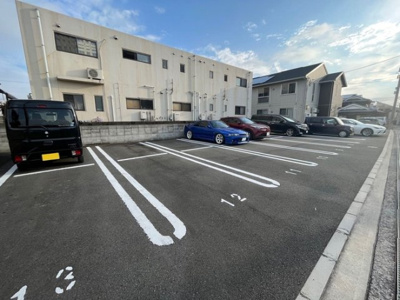 【駐車場】 | ベルレージュ