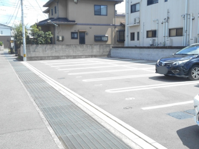 【駐車場】 | ベルレージュ