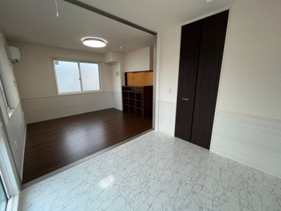 【洋室】 | ベルレージュ