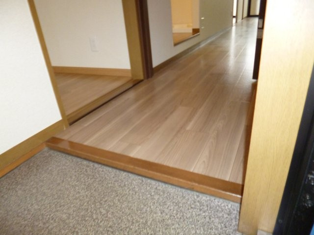 フォンティーヌBの玄関