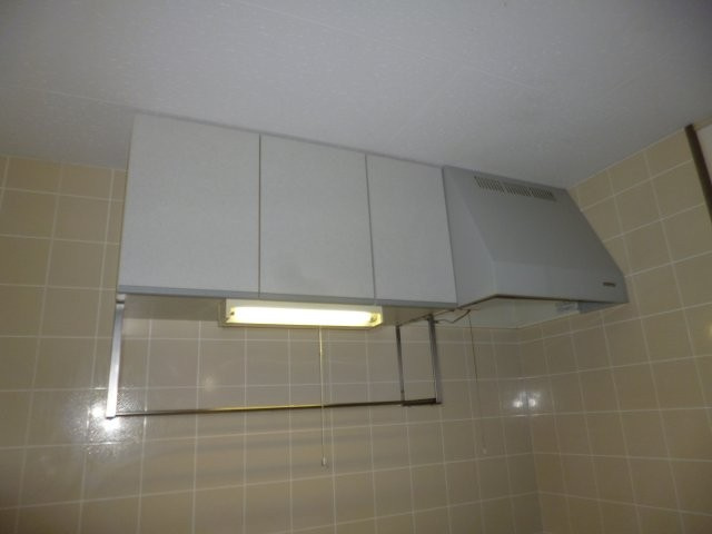 フォンティーヌBのキッチン|キッチン上収納