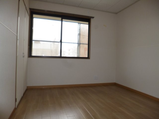 フォンティーヌBの寝室|洋室