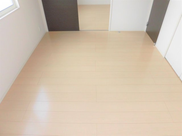 レジデンス小野の洋室