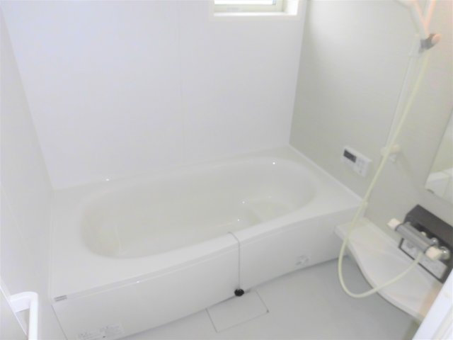 レジデンス小野の浴室